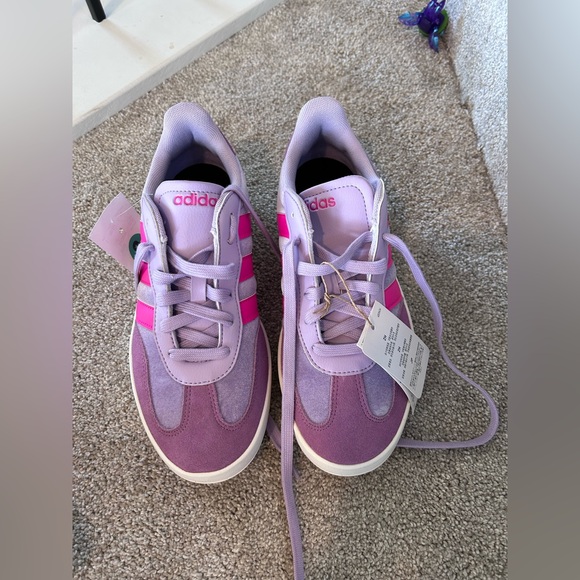 NWT Adidas 'Barreda Shoes - Powder Plum / Shock Pink / Purple Women’s Size 8 - Picture 3 of 3